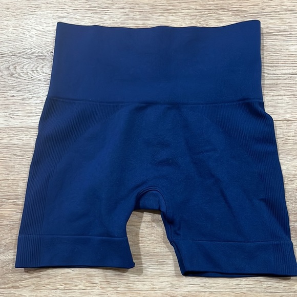💙NEW SET ACTIVE SCULPTFLEX BIKE SHORTS IN BLUE S - Picture 2 of 3